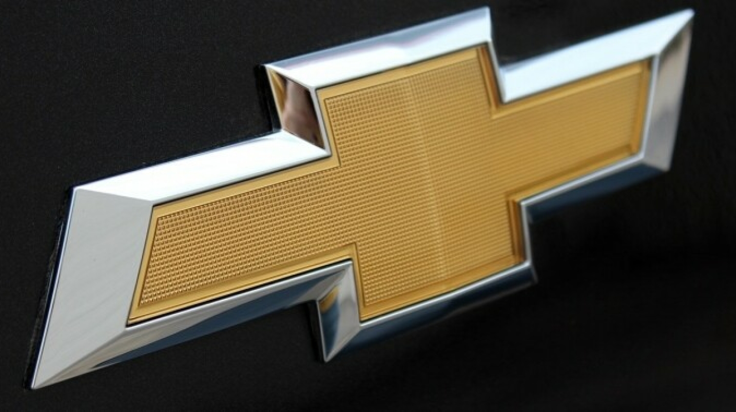 Машина знак крест. Шевроле кобальт значок. Chevrolet марка. Chevrolet logo 2023. Chevrolet znaki.