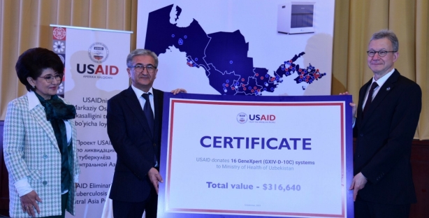USAID безвозмездно передало Узбекистану 16 аппаратов GeneXpert для диагностики туберкулеза