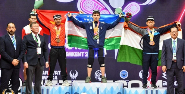 Диёрбек Рузметов стал чемпионом Азии по тяжелой атлетике среди юниоров