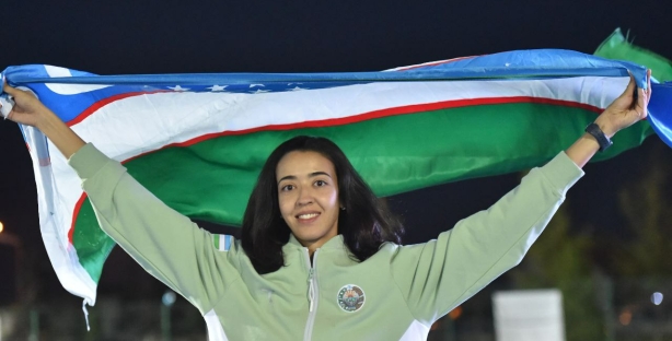 Легкоатлетка Сафина Садуллаева завоевала золотую медаль на соревнованиях Гран-при в Венгрии