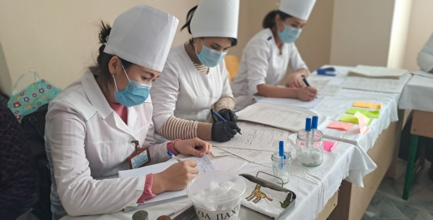 Новые случаи коронавируса выявлены во всех регионах Узбекистана