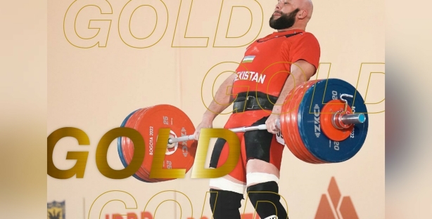 Руслан Нуриддинов стал абсолютным чемпионом мира по тяжелой атлетике