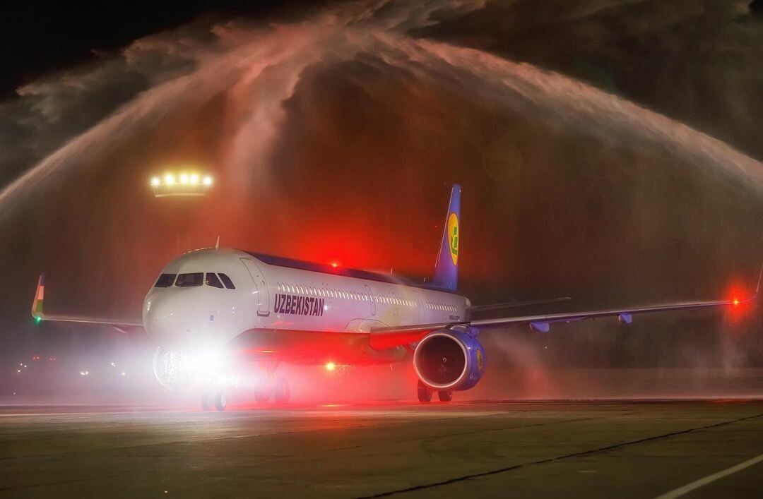 Uzbekistan Airways получила четвертый самолет Airbus 321neo