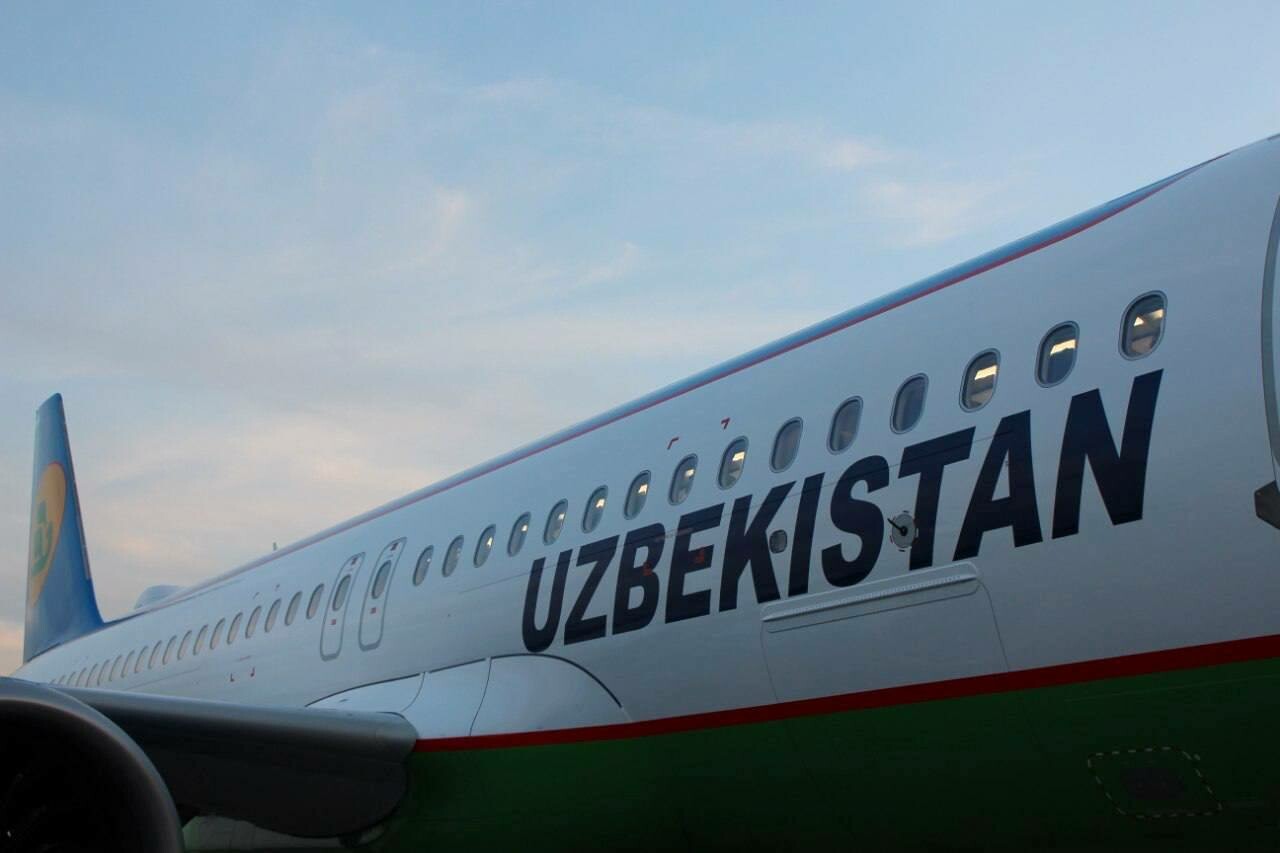 У самолета Uzbekistan Airways отказал один двигатель при посадке в Казани