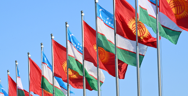 Граждане Узбекистана и Кыргызстана смогут въезжать в обе страны по ID-карте
