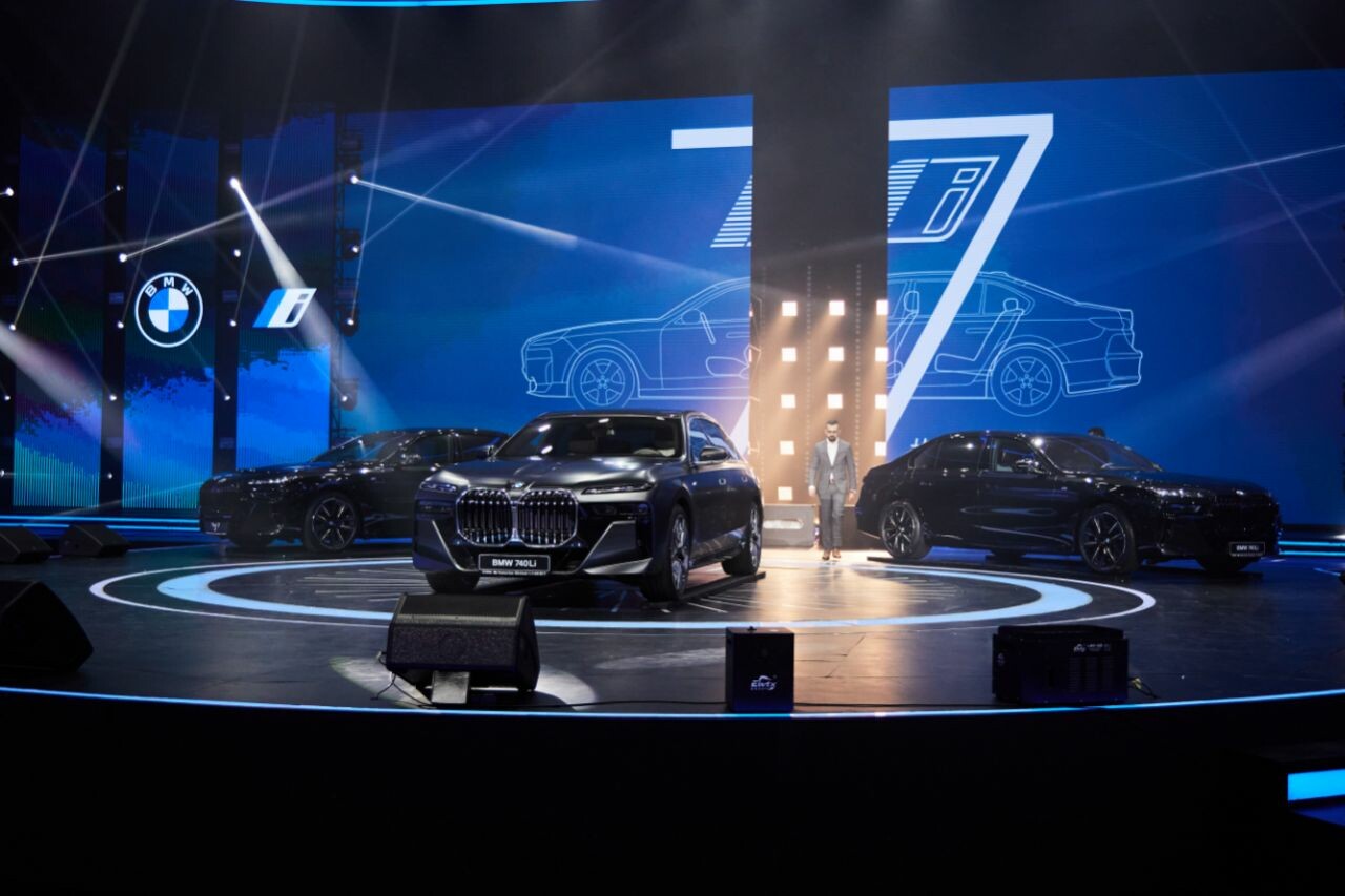 Компания Premium Auto представила новую линейку флагманских седанов BMW 7 серии