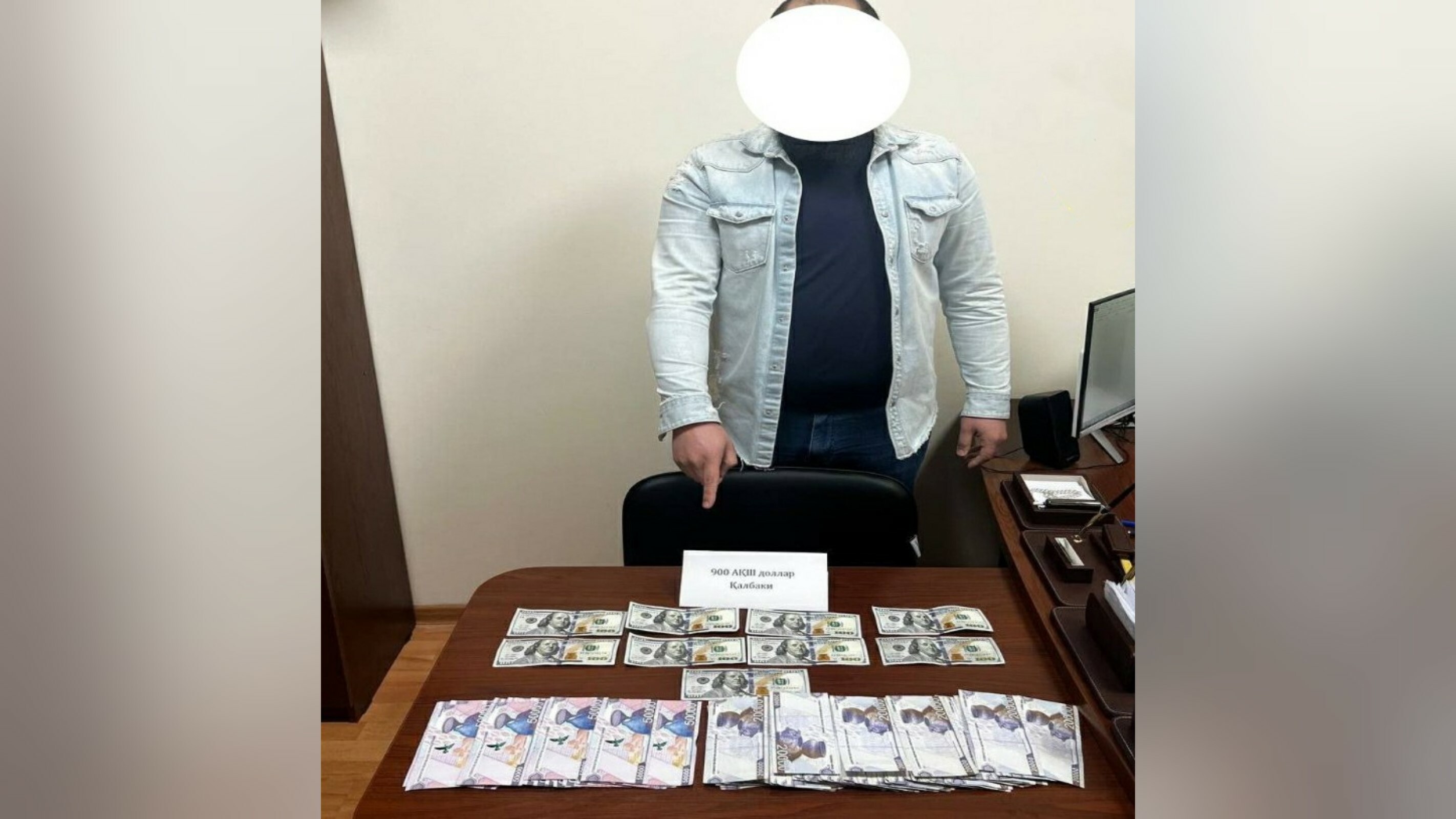 В Ташкенте задержан мужчина, пытавшийся обменять фальшивые доллары