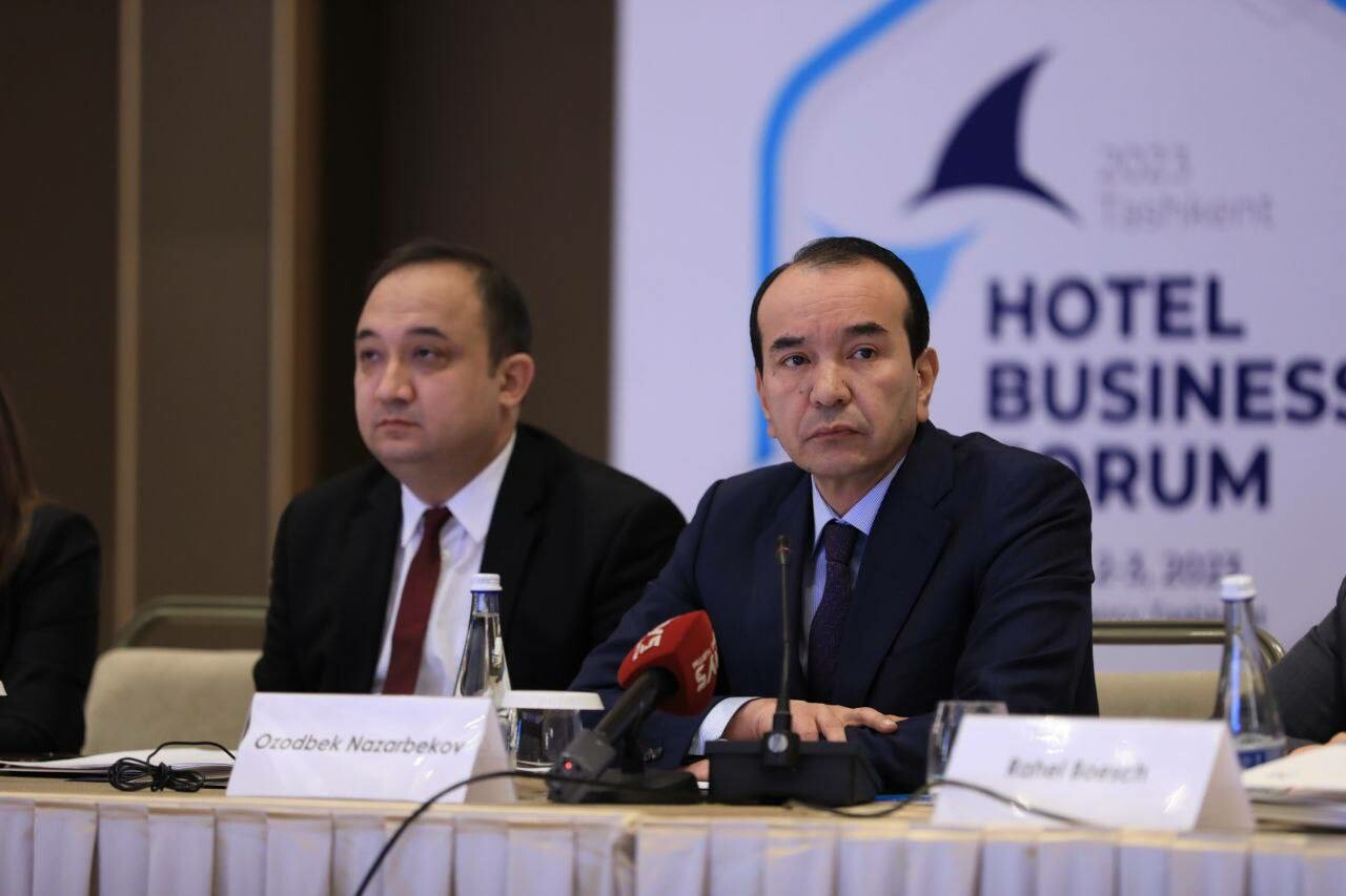 Озодбек Назарбеков предложил придать оформлению гостиниц национальный колорит