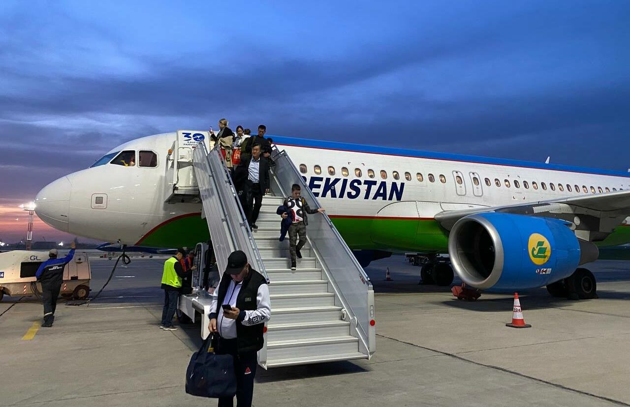 В Узбекистан из-за рубежа вернули 43 детей, оставшихся без родителей