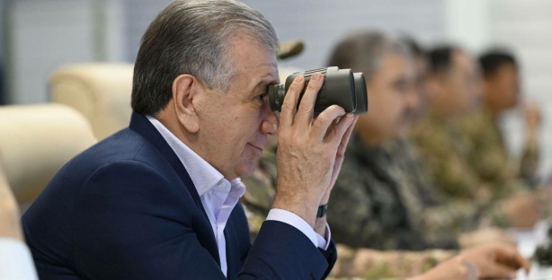 Шавкат Мирзиёев посетил тактические учения военнослужащих — фото