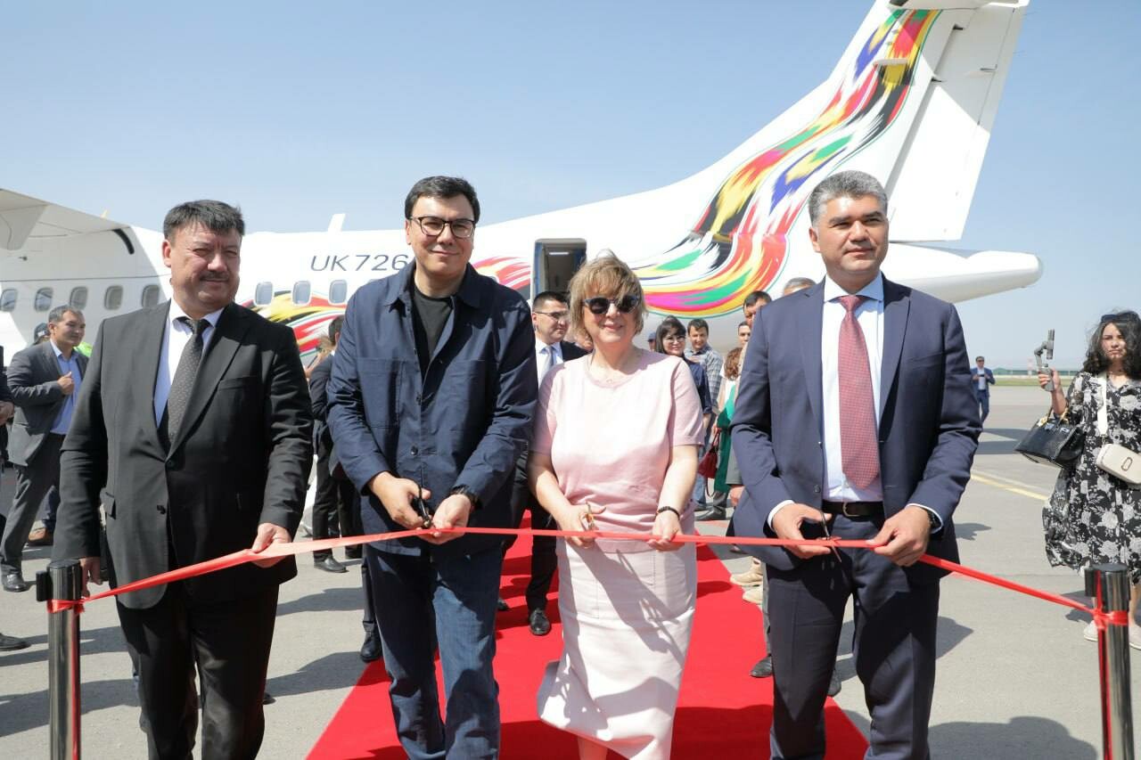 Региональная авиакомпания Silk Avia выполнила свой первый демонстрационный рейс — фото