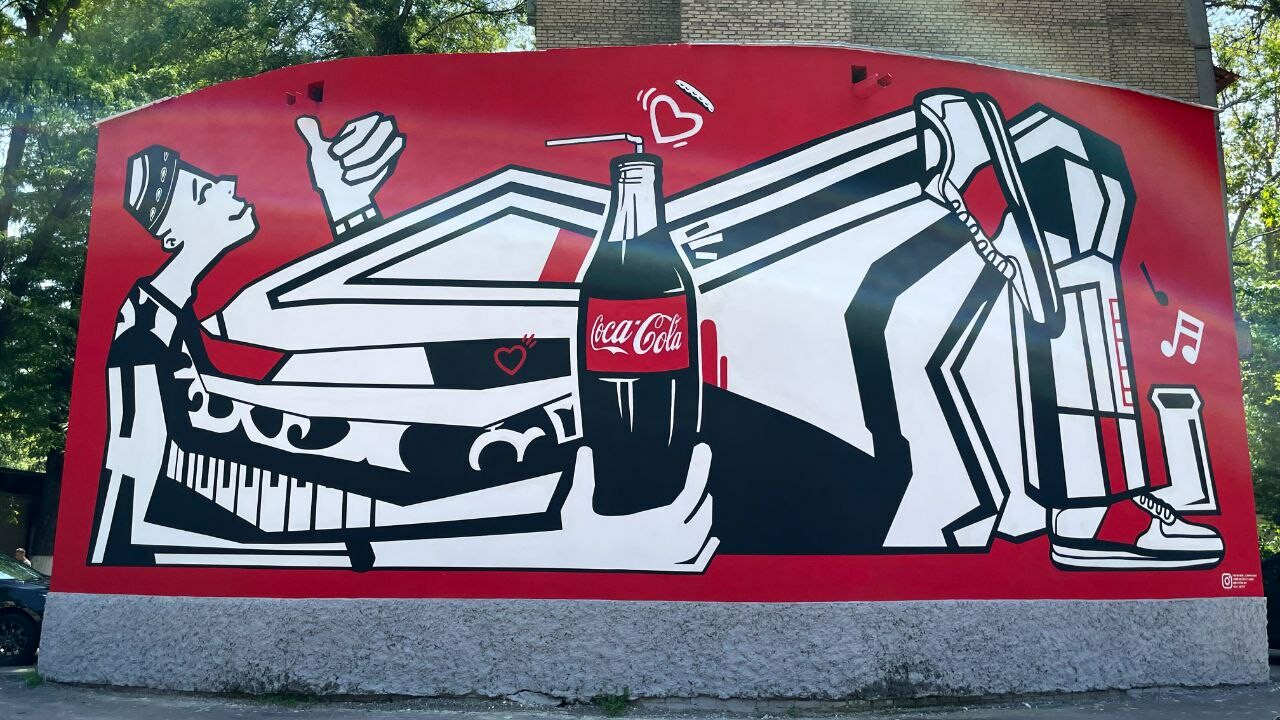 «Лови свой ритм»: локальные художники вместе с Coca-Cola Uzbekistan создали красочные муралы в Ташкенте