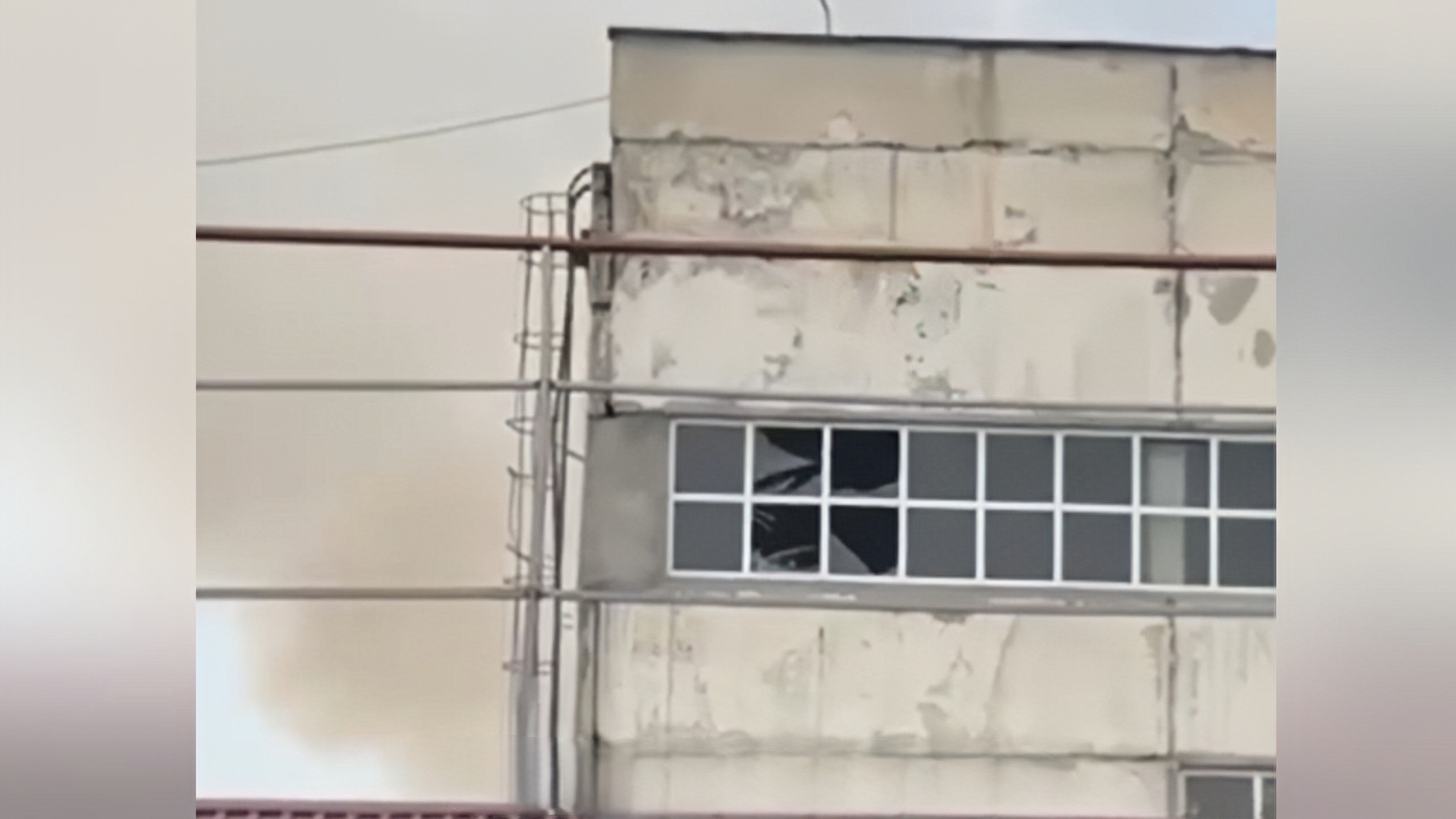 В Ташкенте произошел взрыв в одном из цехов: минимум 6 пострадавших — видео