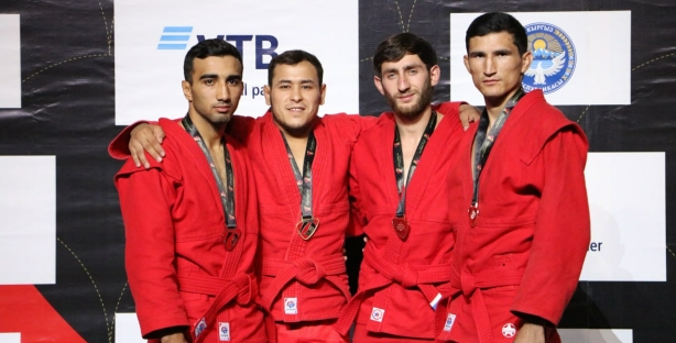 Сборная Узбекистана завоевала 18 медалей на Кубке мира по самбо
