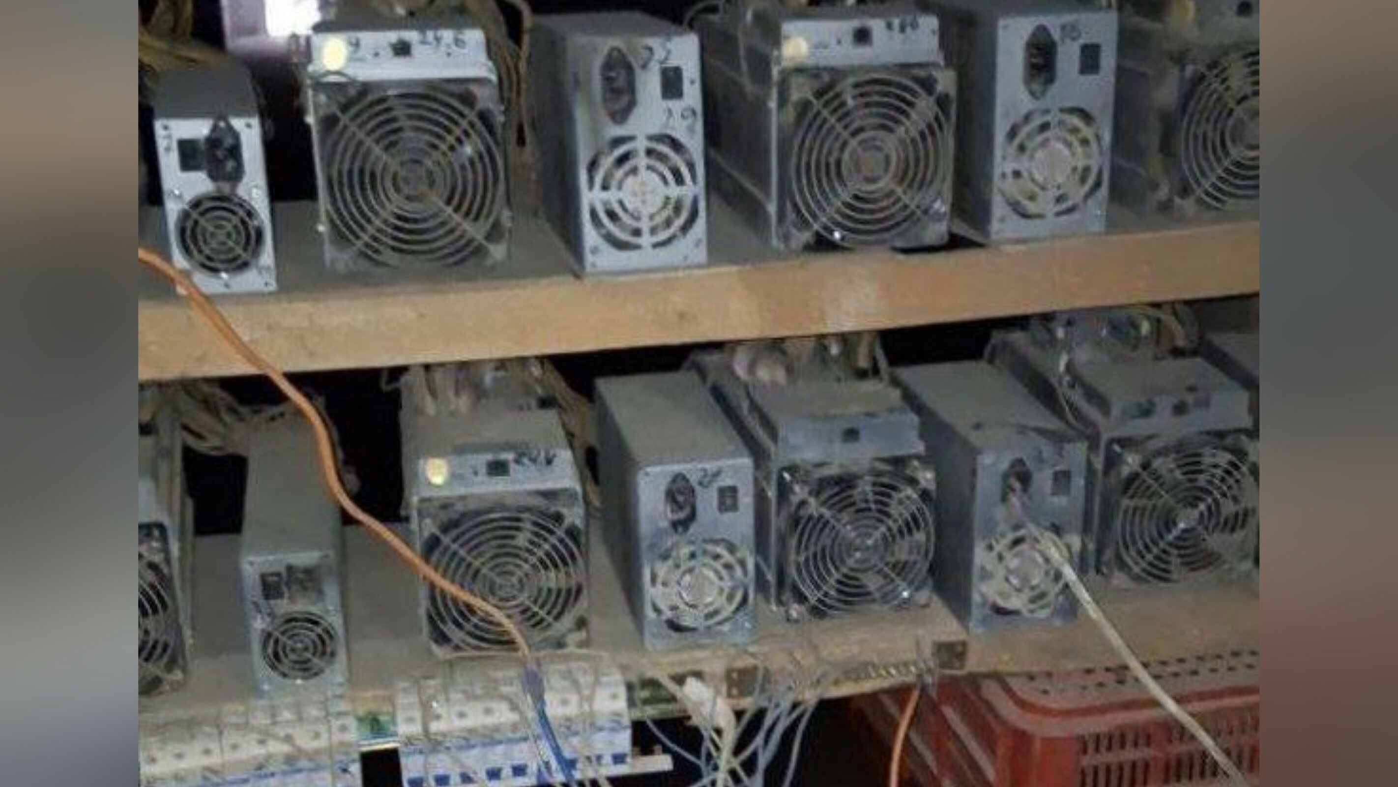 В Самарканде владелец майнинг-фермы незаконно использовал электроэнергии на 2,2 млрд сумов