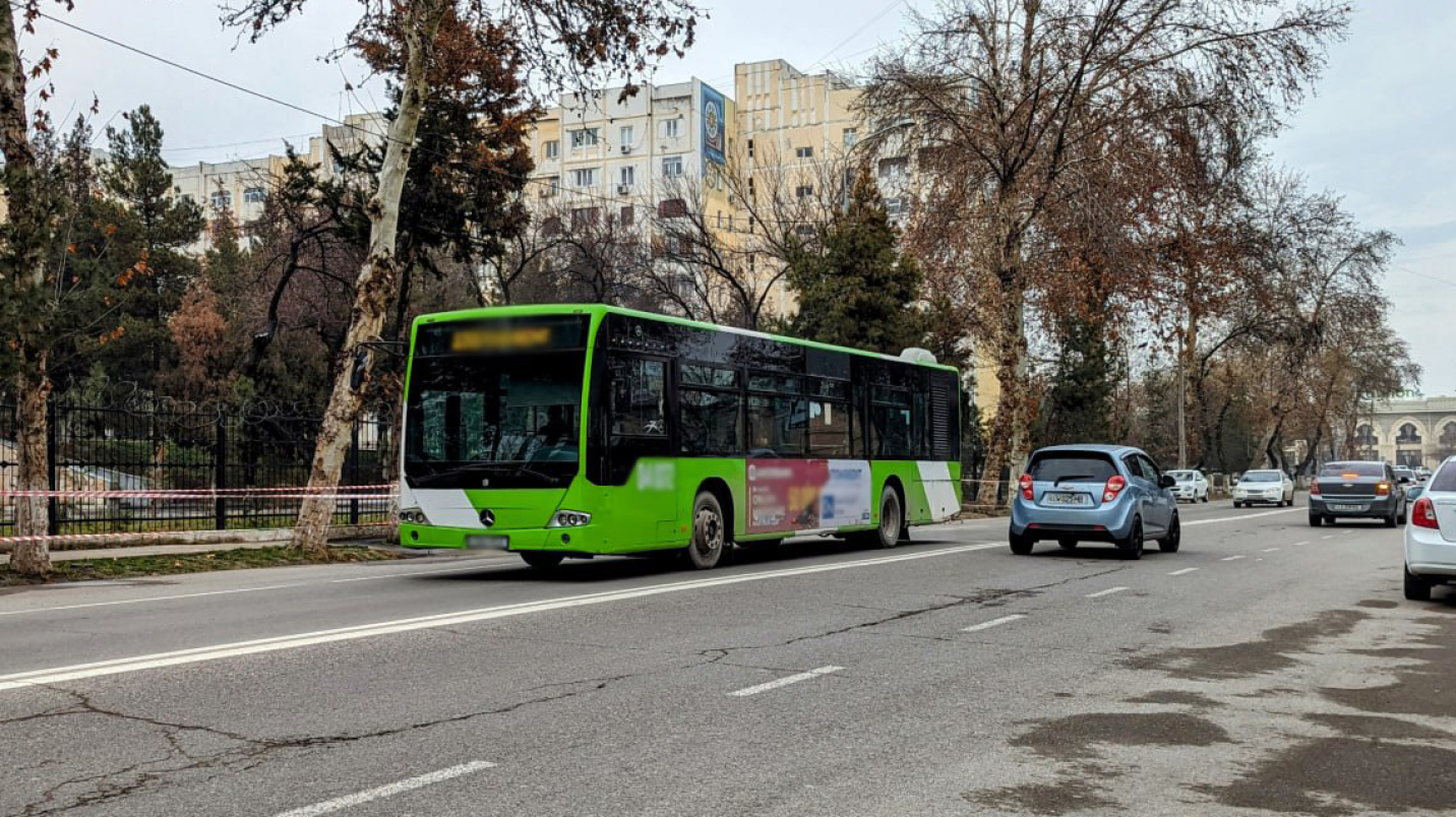 UzNews - В Ташкенте расторгли договор с водителем автобуса, по вине  которого пострадали женщина и ее несовершеннолетняя дочь