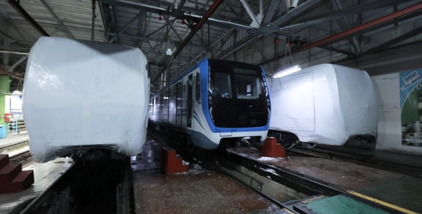 В Ташкент прибыли 3 новых четырехвагонных состава метро из России