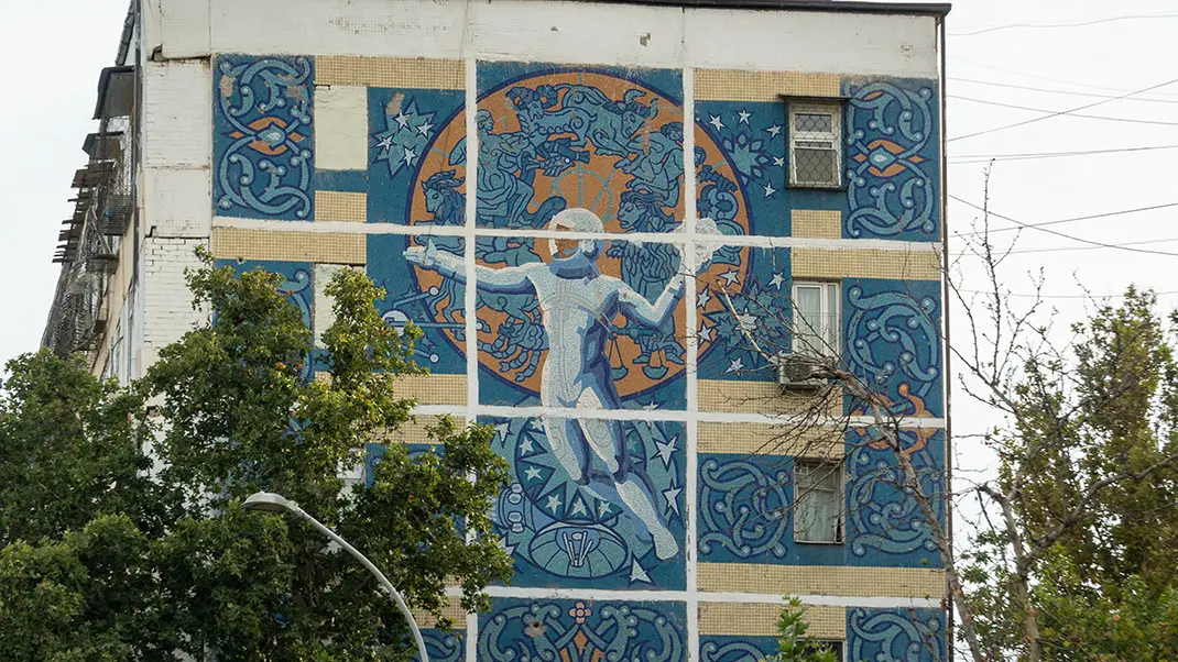 Мозаики на зданиях Узбекистана признали объектами культурного наследия