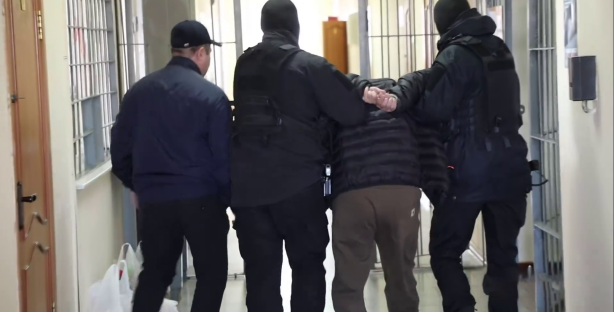 В Астане задержали узбекистанца, находившегося в розыске более 10 лет — видео