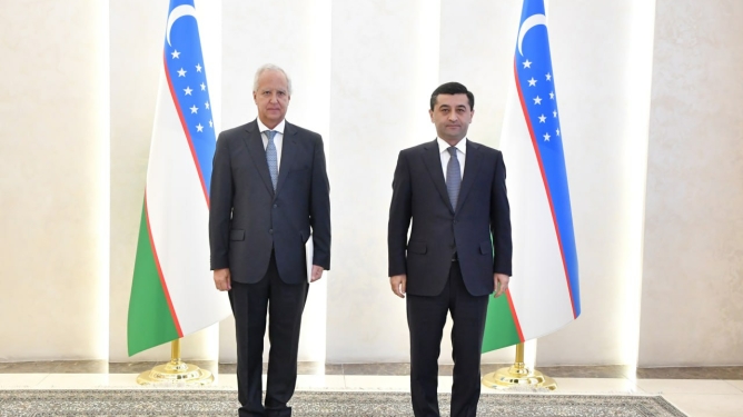 Глава МИД принял нового посла Чили в Узбекистане