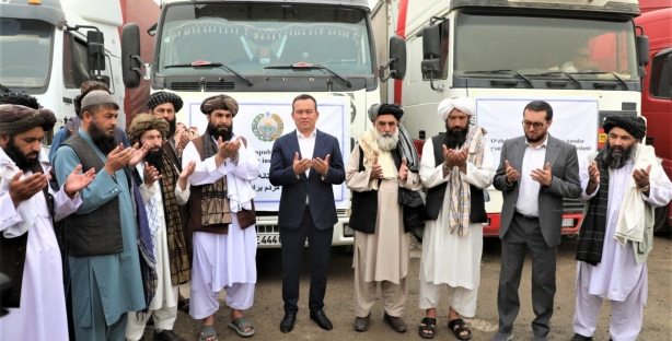 Узбекистан отправил в Афганистан очередную партию гуманитарной помощи весом почти 170 тонн