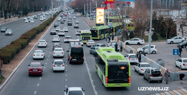 С 1 января в городских автобусах перестанут принимать наличные — глава Минтранса