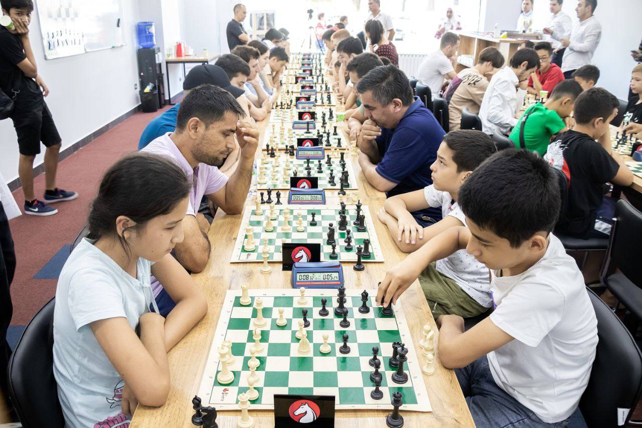 UzNews - В Ташкенте открылся новый филиал школы шахмат City Chess